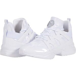 New GUESS White Sneaker SZ 8.5